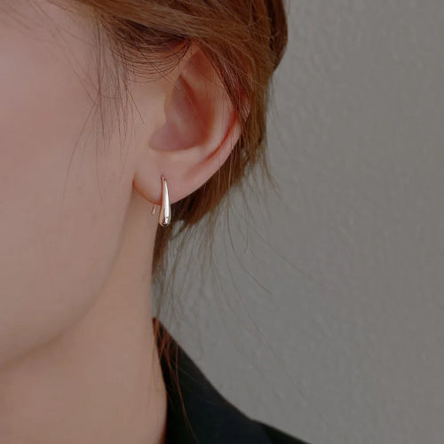 Classic Water Drop Earrings for Women Stylish Everyday and Party Jewelry